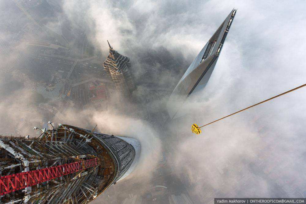 Московские руферы залезли на Шанхайскую башню