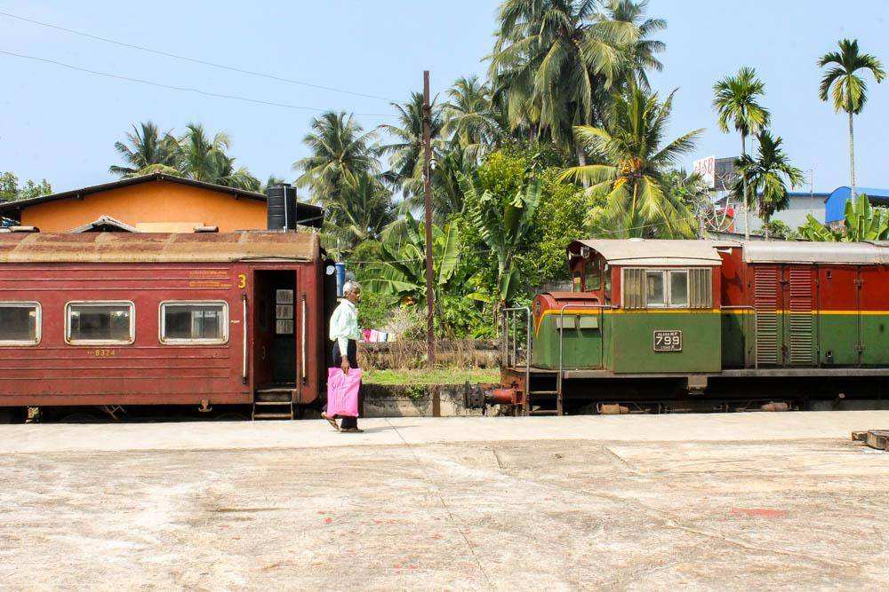 Шри-Ланкийский поезд