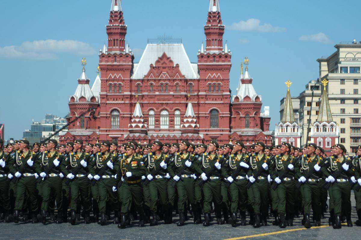Будет ли парад в москве. Парад Победы фото. Точка у на параде в Москве. Картинки военного парада в Москве.