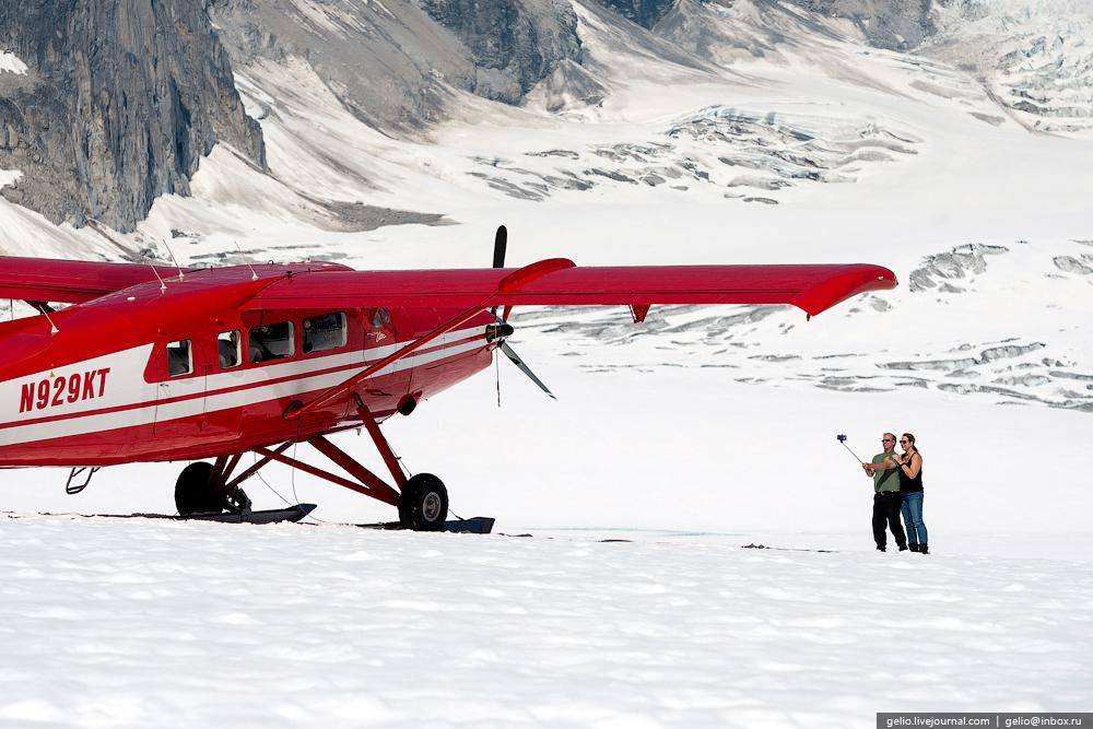 Полёт над горой Денали на Аляске