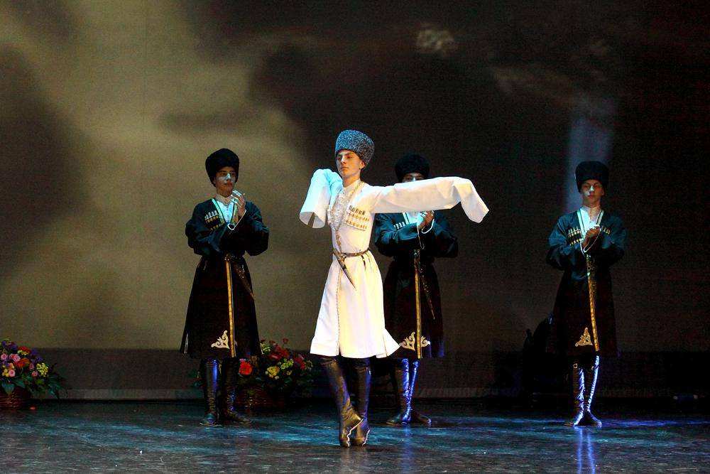 Фестиваль-конкурс танцевальных коллективов «Волшебная туфелька»