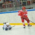 Чемпион КХЛ переиграл Спартак