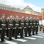 Десантники отметили Ильин день Крестным Ходом на Красной Площади