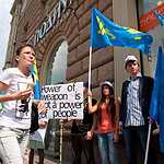 Жириновский и Дегтярев подарили США чистый флаг и новые трусы