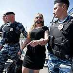 Акция ЛГБТ против гомофобии