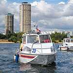 На учениях МЧС на Москве-реке спасли всех учебно тонувших