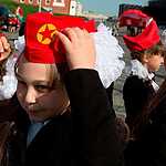 Зюганов принимает школьников в пионеры