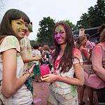 Фестиваль красок ColorFest прошел на ВДНХ