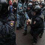 230 человек задержаны у Замоскворецкого суда