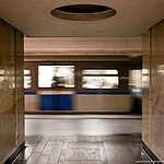 Поезда проезжают станцию, не останавливаясь