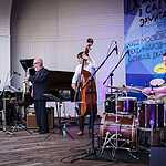 C успехом прошел 18-й международный фестиваль Джаз в саду Эрмитаж