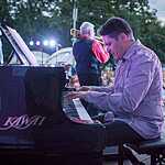 C успехом прошел 18-й международный фестиваль Джаз в саду Эрмитаж