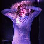 «За закрытыми дверями»