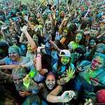 Фестиваль красок Холи во Владивостоке