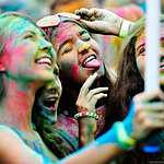 Фестиваль красок Холи во Владивостоке