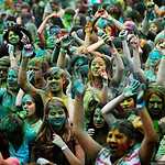 Фестиваль красок Холи во Владивостоке