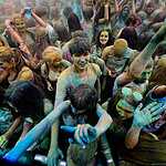 Фестиваль красок Холи во Владивостоке