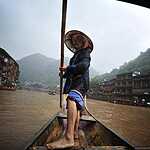 Проливной дождь в городе огненного Феникса