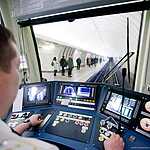 Поезд со сквозным проходом