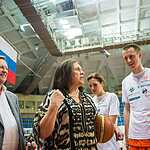 Спортсмены, артисты, политики помогают детям с ДЦП