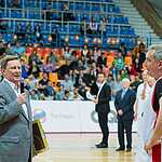 Спортсмены, артисты, политики помогают детям с ДЦП