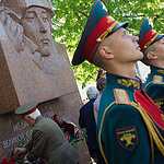 Студенты-медики поздравили фронтовиков в Днём Победы