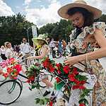 ВелоПарад Кинодив ХХ века прошел в Сокольниках