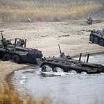 Высадка морского десанта во время тактического учения бригады морской пехоты ТОФ