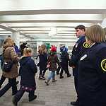 Как борются с безбилетниками в метро