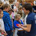 Большой Московский цирк пригласил маленьких подопечных фонда «Даунсайд Ап» на репетицию 