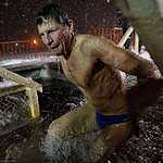 Крещенские купания на Спортивной набережной Владивостока