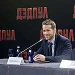 Пресс-конференция Райана Рейнольдса