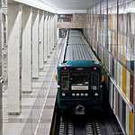 Станция метро Саларьево