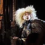 «Любовь у трона»