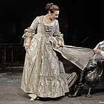 «Любовь у трона»