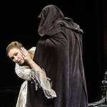 «Любовь у трона»