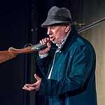 А чой-то ты во фраке?