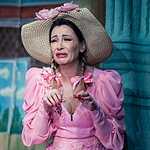 А чой-то ты во фраке?