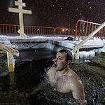 Крещенские купания на Спортивной набережной Владивостока